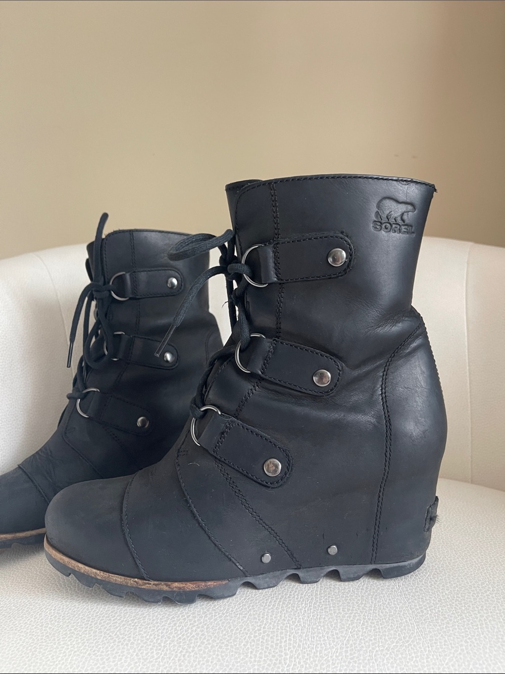 Sorel Black Wedge Lace-Up Leather Boots